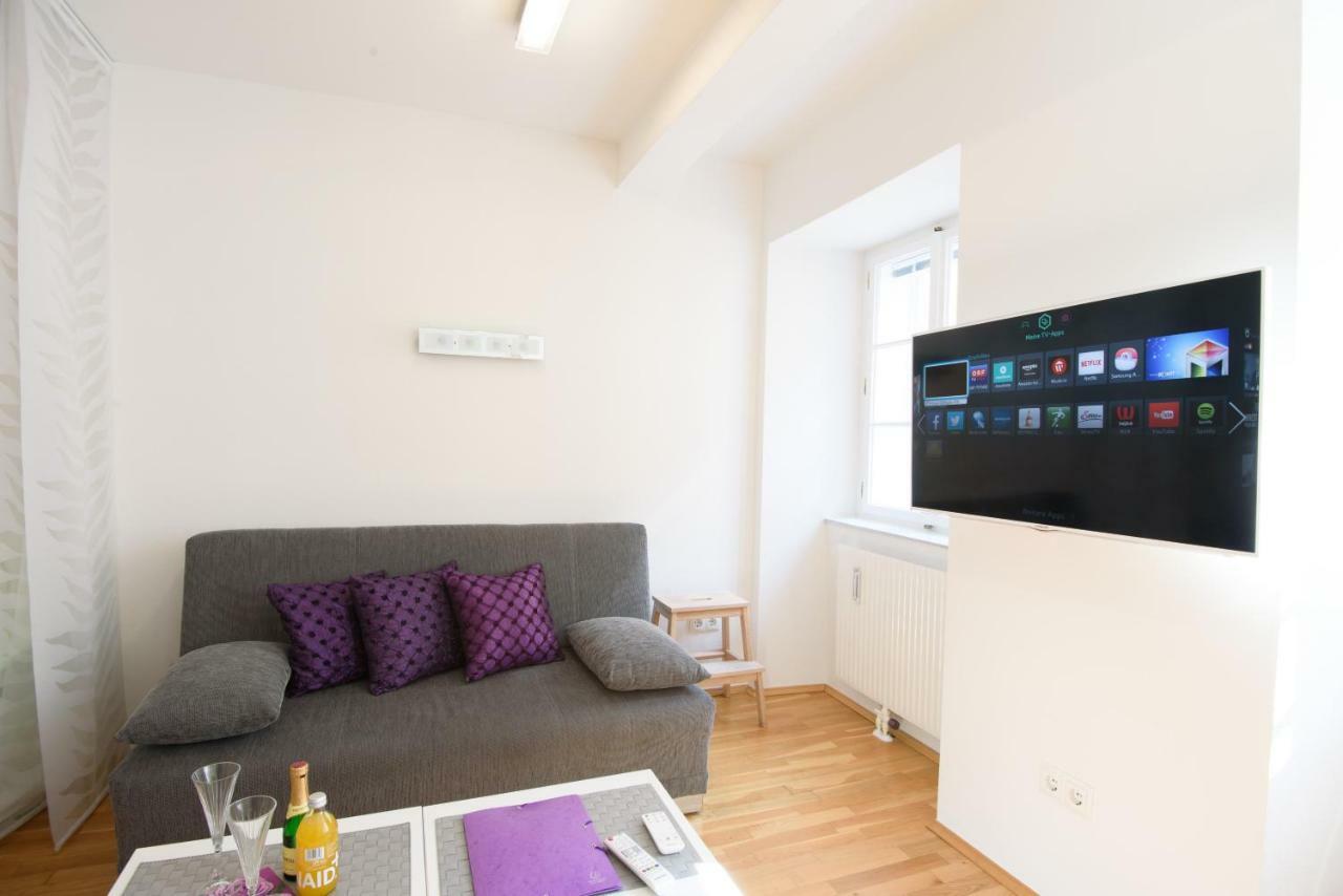 Design Apartment - Centrally Located เวียนนา ภายนอก รูปภาพ