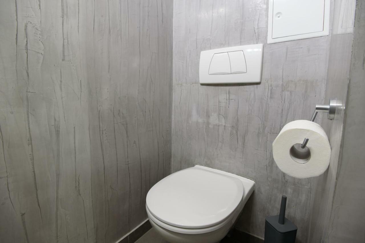 Design Apartment - Centrally Located เวียนนา ภายนอก รูปภาพ