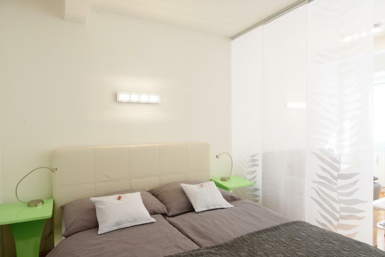 Design Apartment - Centrally Located เวียนนา ภายนอก รูปภาพ