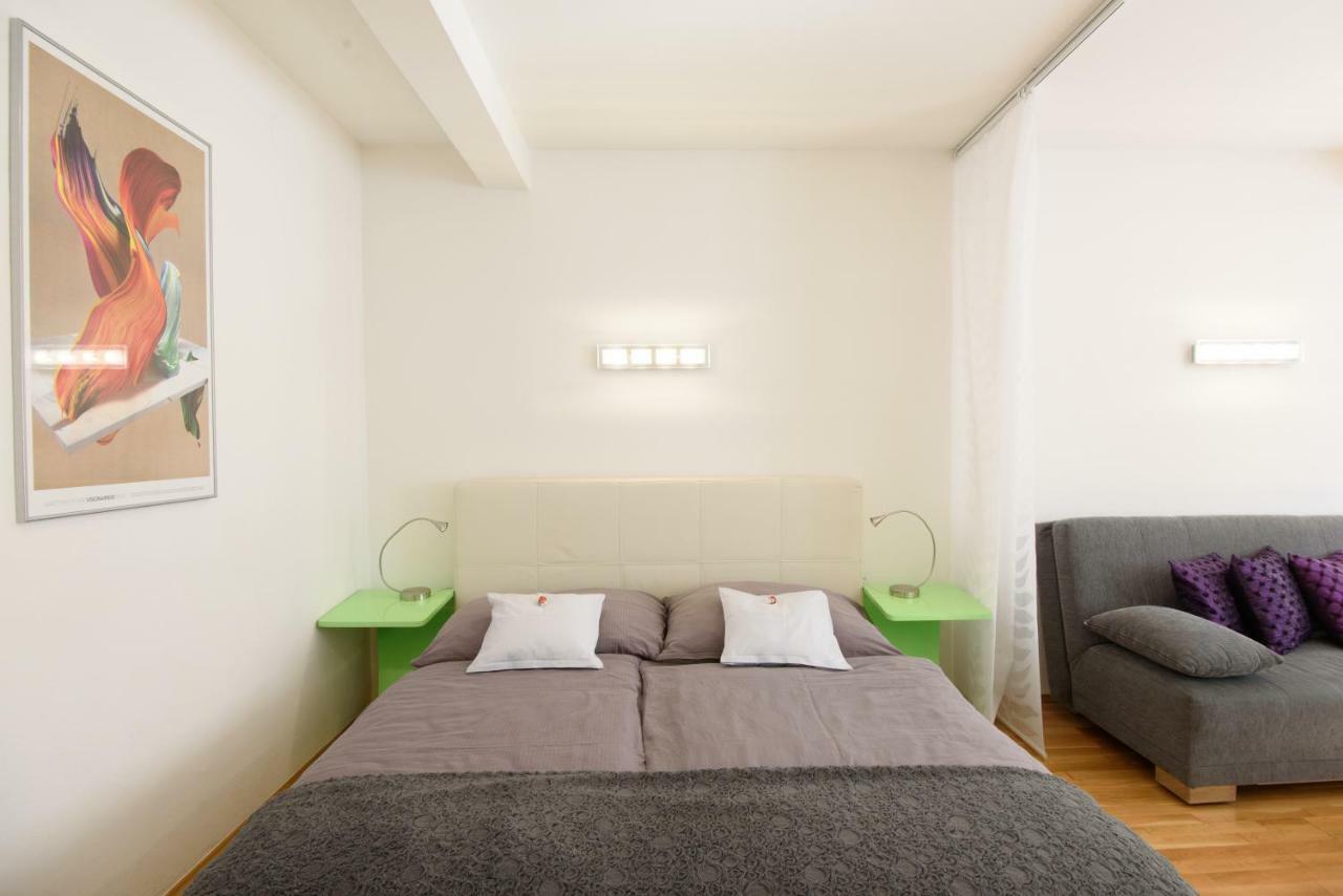 Design Apartment - Centrally Located เวียนนา ภายนอก รูปภาพ